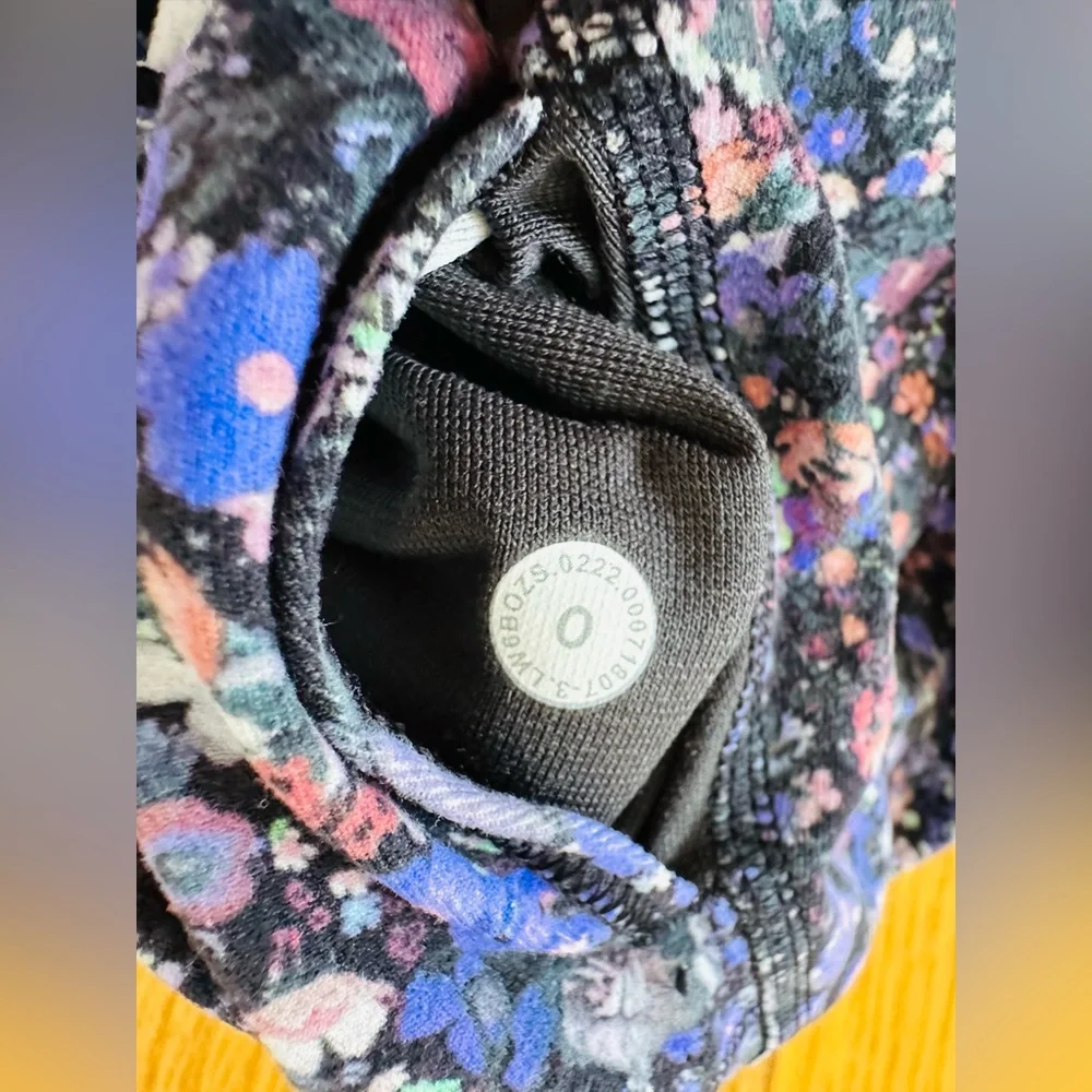 Lululemon Align High Rise Crop 23” Flower Burst Multi size 0